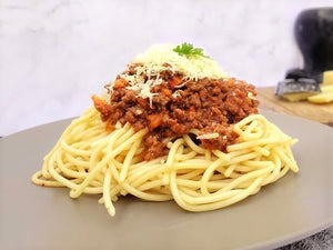 Beef mince in napolitana sauce with spaghetti