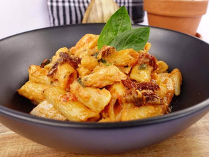 Chicken penne rosa with sundried tomato